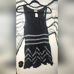 ✨️Free People Black and Gray Tank Top✨️